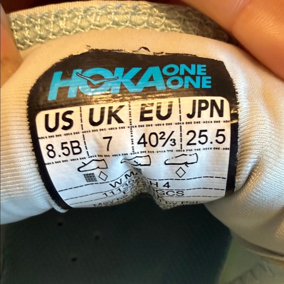 Hoka One One Mach women’s size 8.5 - Picture 2 of 9